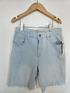 George High Rise Bermuda Shorts Light Wash Denim Frayed Hem Girl's Size 14🩷